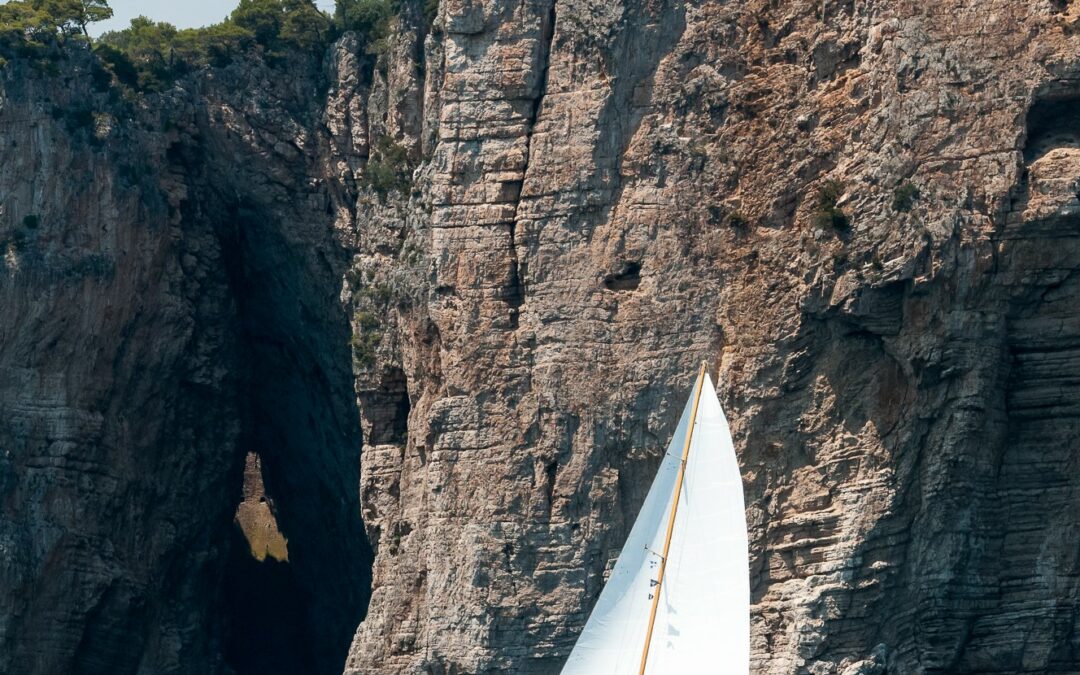 IL MARE CHIAMA I corsi di vela YCG